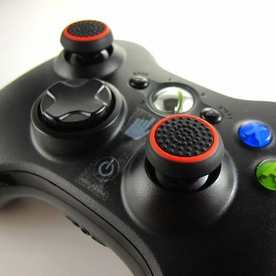 Couverture en gros de poignée de Thumb Silicone Stick de contrôleur pour le XBOX ONE de PS3 PS4 pour le contrôleur Accessory de Sony PlayStation