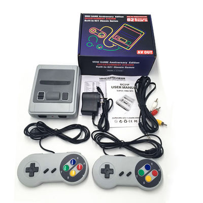 Console tenue dans la main de jeu de jeux de la console 621 de jeu de Mini Classic TV de bits d'OEM 8 rétro