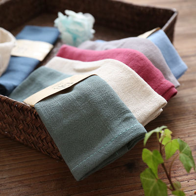 Serviette 100% de thé de tissu de toile de coton à séchage rapide avec le label adapté aux besoins du client