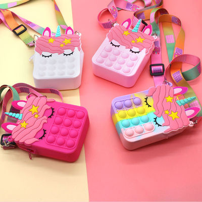 La poussée de personne remuante bouillonne croix de silice de dames de portefeuille de Toy Rainbow Unicorn Coin Purse - sac mortuaire