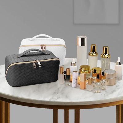 Sacs cosmétiques de sac de voyage de grande capacité avec des compartiments pour des dames de femmes