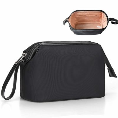 Sac lavé fait sur commande de toilette de voyage de polyester de sac cosmétique d'article de toilette du polyester des hommes en gros d'adulte pour les hommes