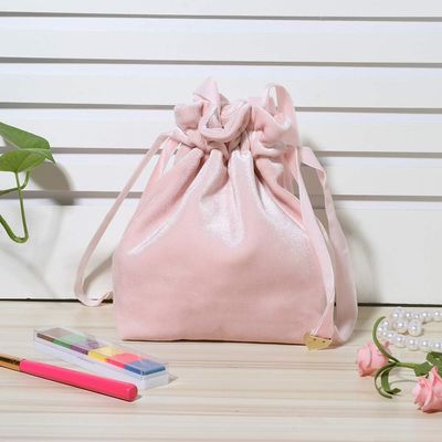 Sac de maquillage pour des filles de femmes, matériel de velours avec le cordon pour l'organisateur cosmétique de voyage de bourse