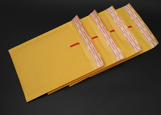 L'emballage de papier de courrier de colis d'affranchissement met en sac les enveloppes de expédition de papier pour le courrier de sécurité